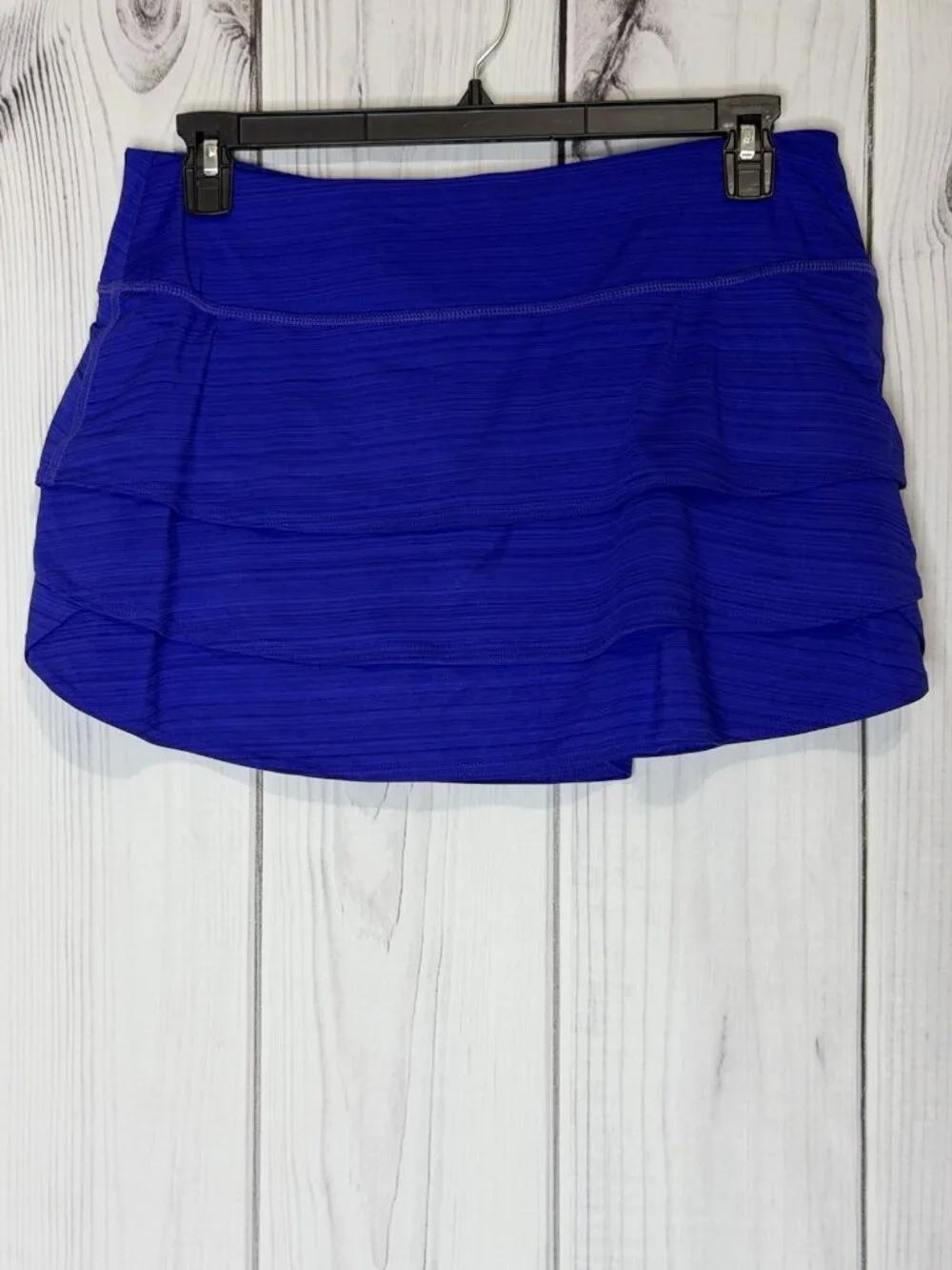 Athleta Swagger Tiered Tennis Skort Skirt Sz Large Blue Thin Striped Drawstring